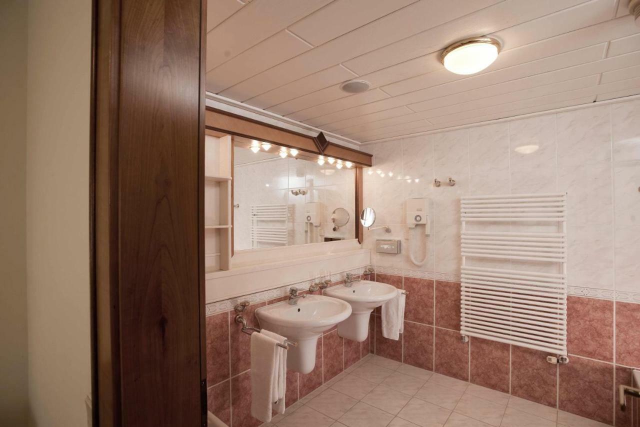 Reduce Hotel Thermal Adults Only Bad Tatzmannsdorf Ngoại thất bức ảnh